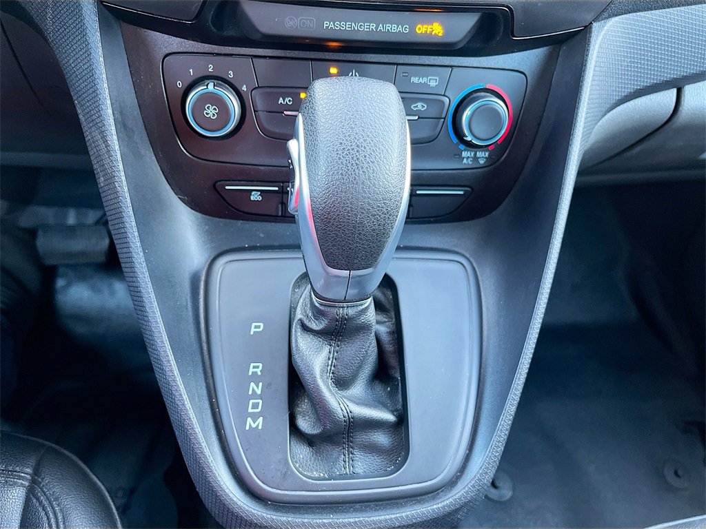 Used 2023 Ford Transit Connect XL image 17