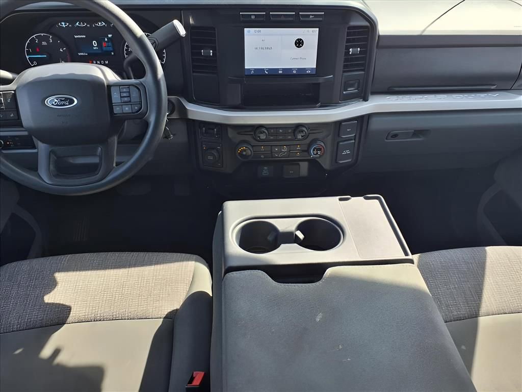 Used 2024 Ford F250 XLT image 4