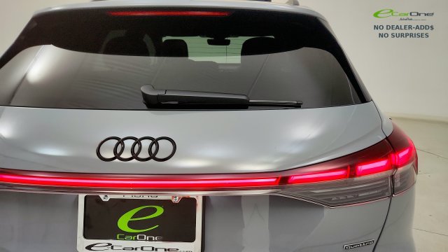 Used 2024 Audi Q4 e-tron Premium Plus w/ Premium Plus AWD/4WD image 28