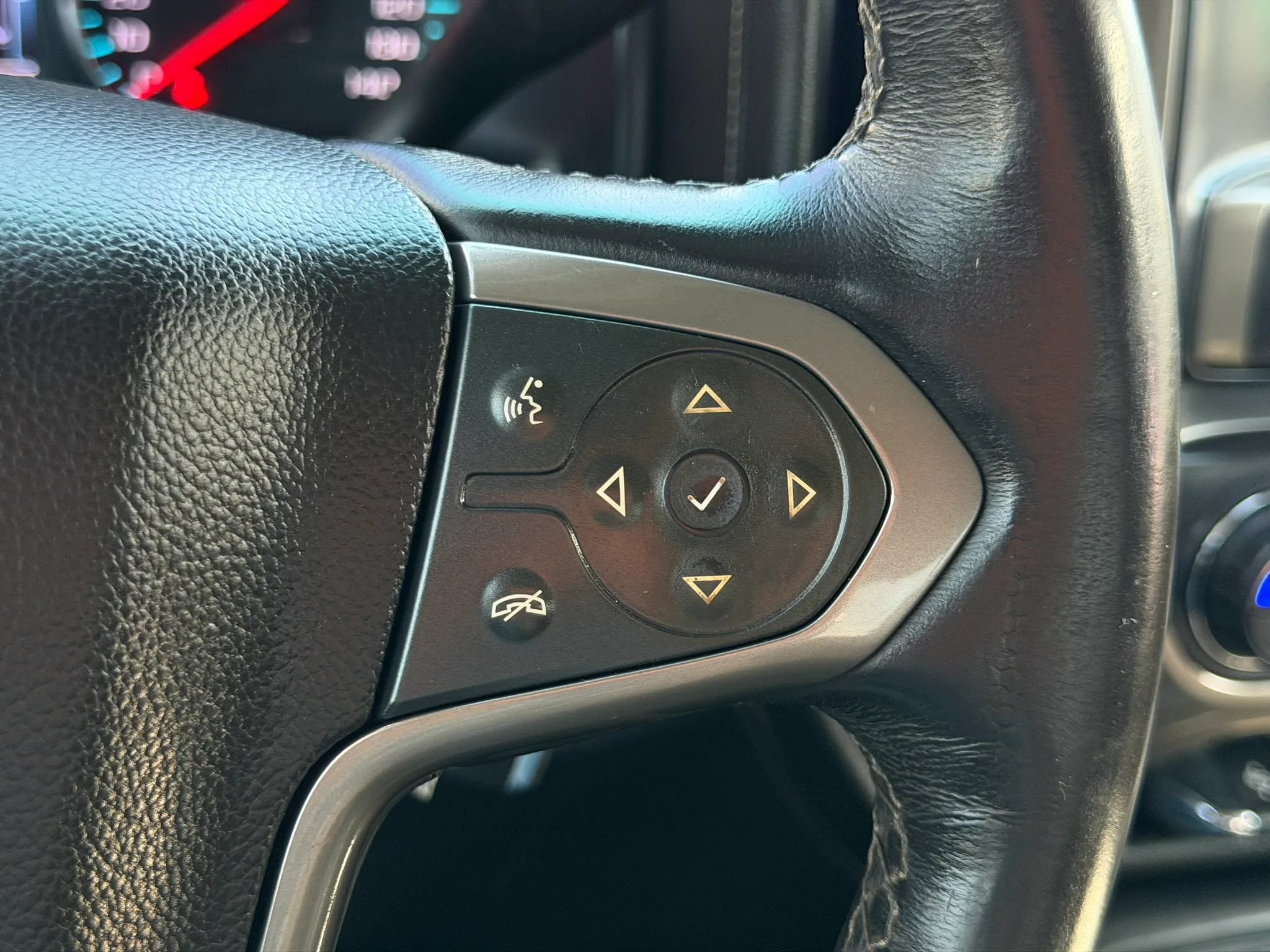 Used 2017 Chevrolet Silverado 2500 High Country w/ Duramax Plus Package AWD/4WD image 29