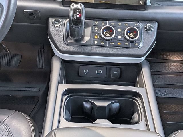 Used 2023 Land Rover Defender 130 SE AWD/4WD image 19