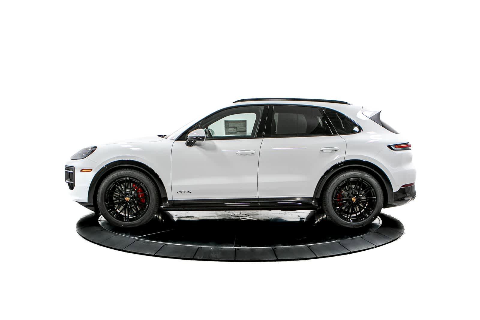 New 2026 Porsche Cayenne GTS AWD/4WD image 2