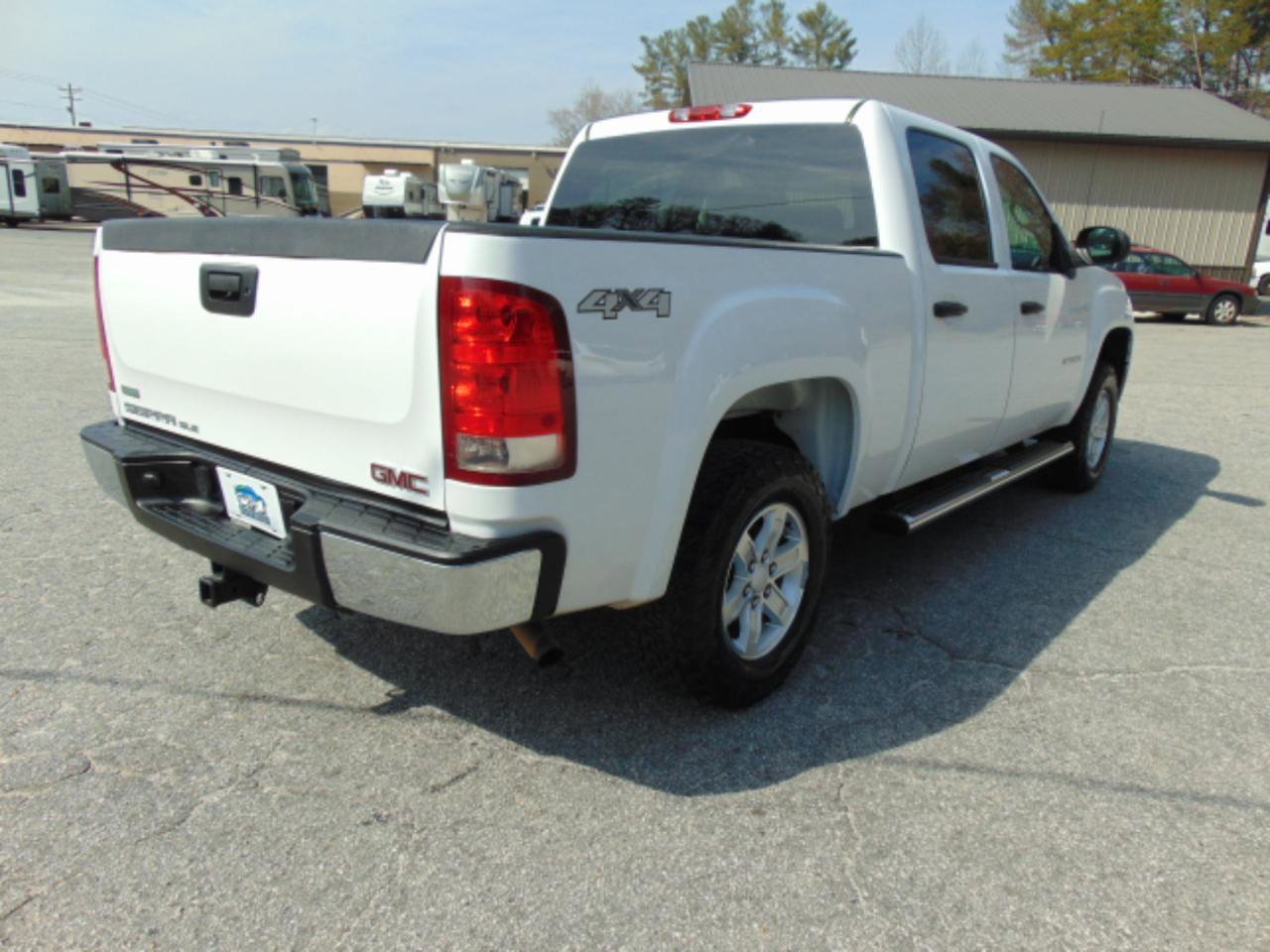 Used 2011 GMC Sierra 1500 SLE w/ Power Tech Package image 4
