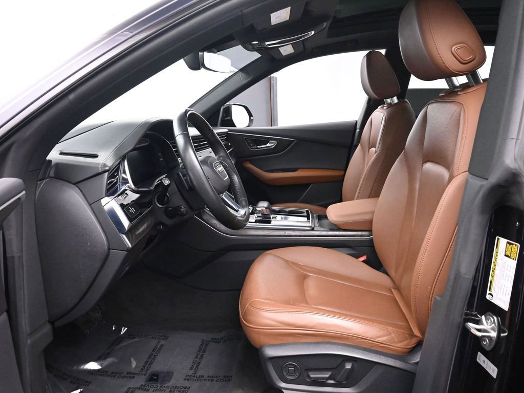 Used 2019 Audi Q8 Prestige w/ Year 1 Package image 12