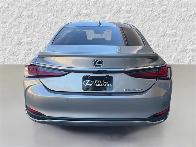 Used 2019 Lexus ES 300h image 4