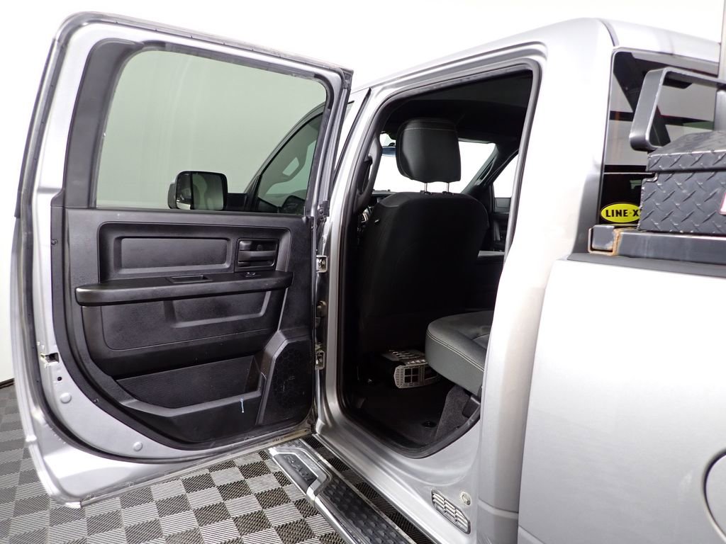 Used 2022 RAM 2500 Tradesman image 35