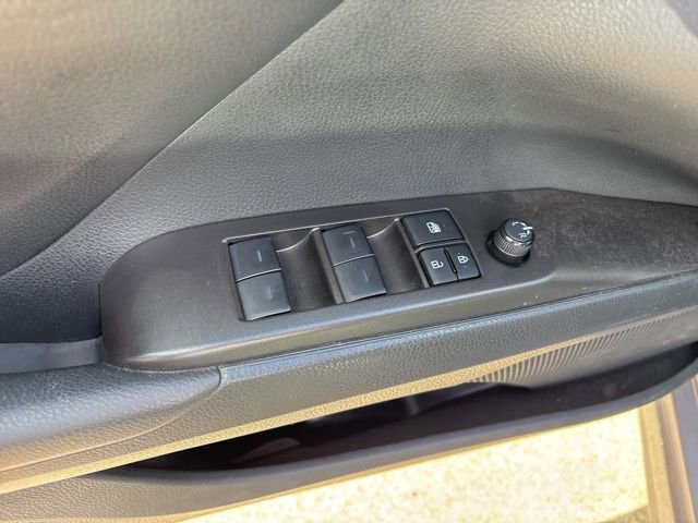 Used 2024 Toyota Camry SE image 28