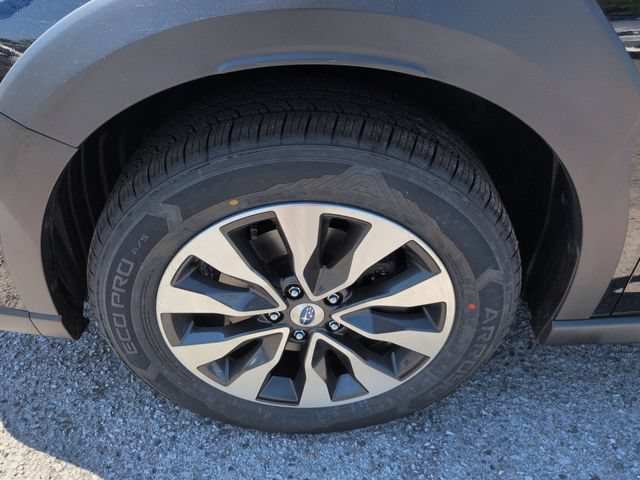 Used 2023 Subaru Outback Limited AWD/4WD image 10
