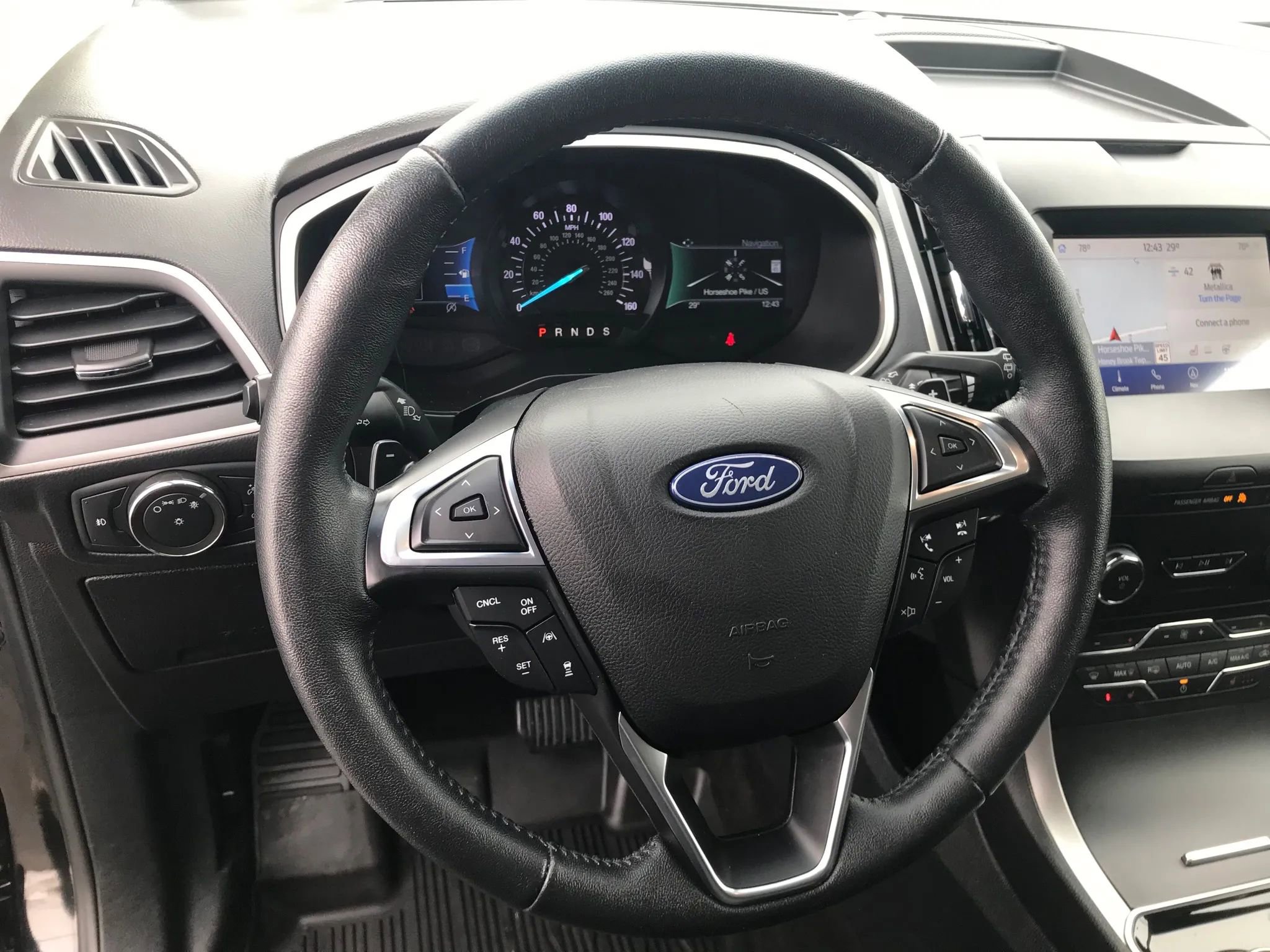 Used 2020 Ford Edge SEL w/ Convenience Package image 16