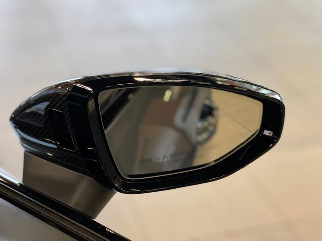 Used 2022 Audi RS e-tron GT image 35