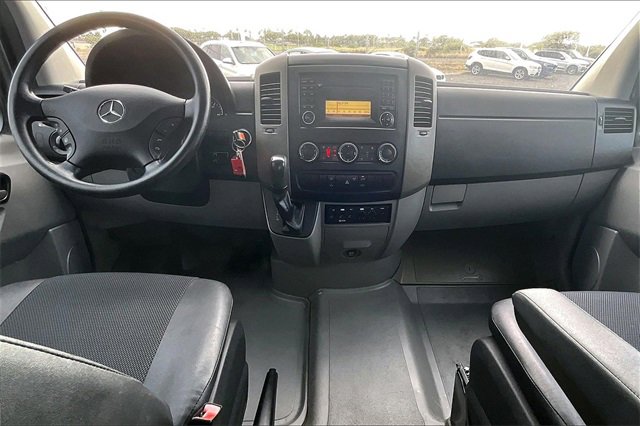 Used 2011 Mercedes-Benz Sprinter 2500 image 15