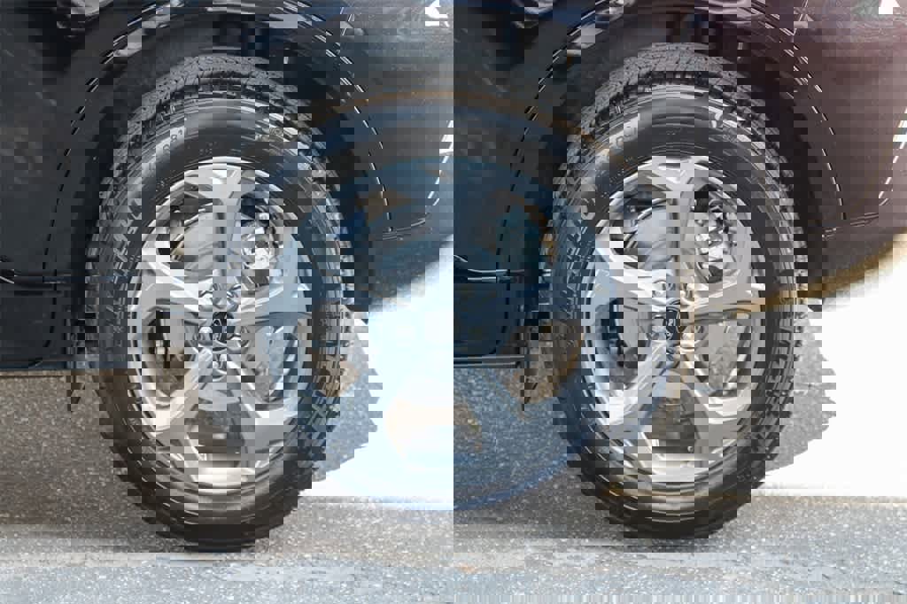 New 2024 Ford Escape ST-Line w/ Equipment Group 301A image 11