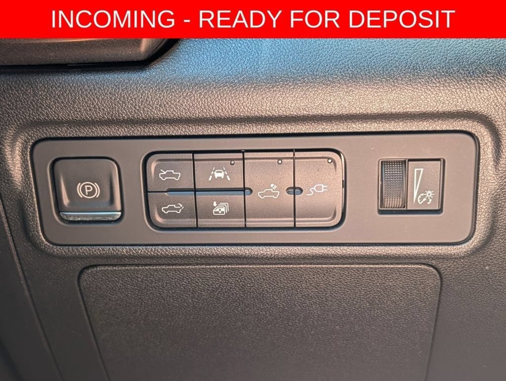 Used 2024 GMC Hummer EV 3X AWD/4WD image 38