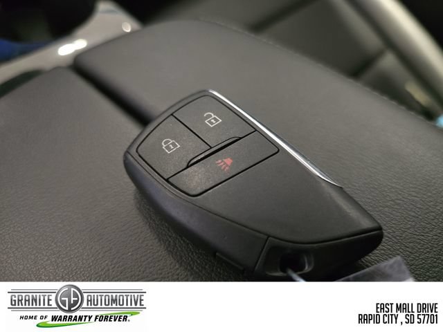 Used 2024 Buick Envision Preferred AWD/4WD image 29