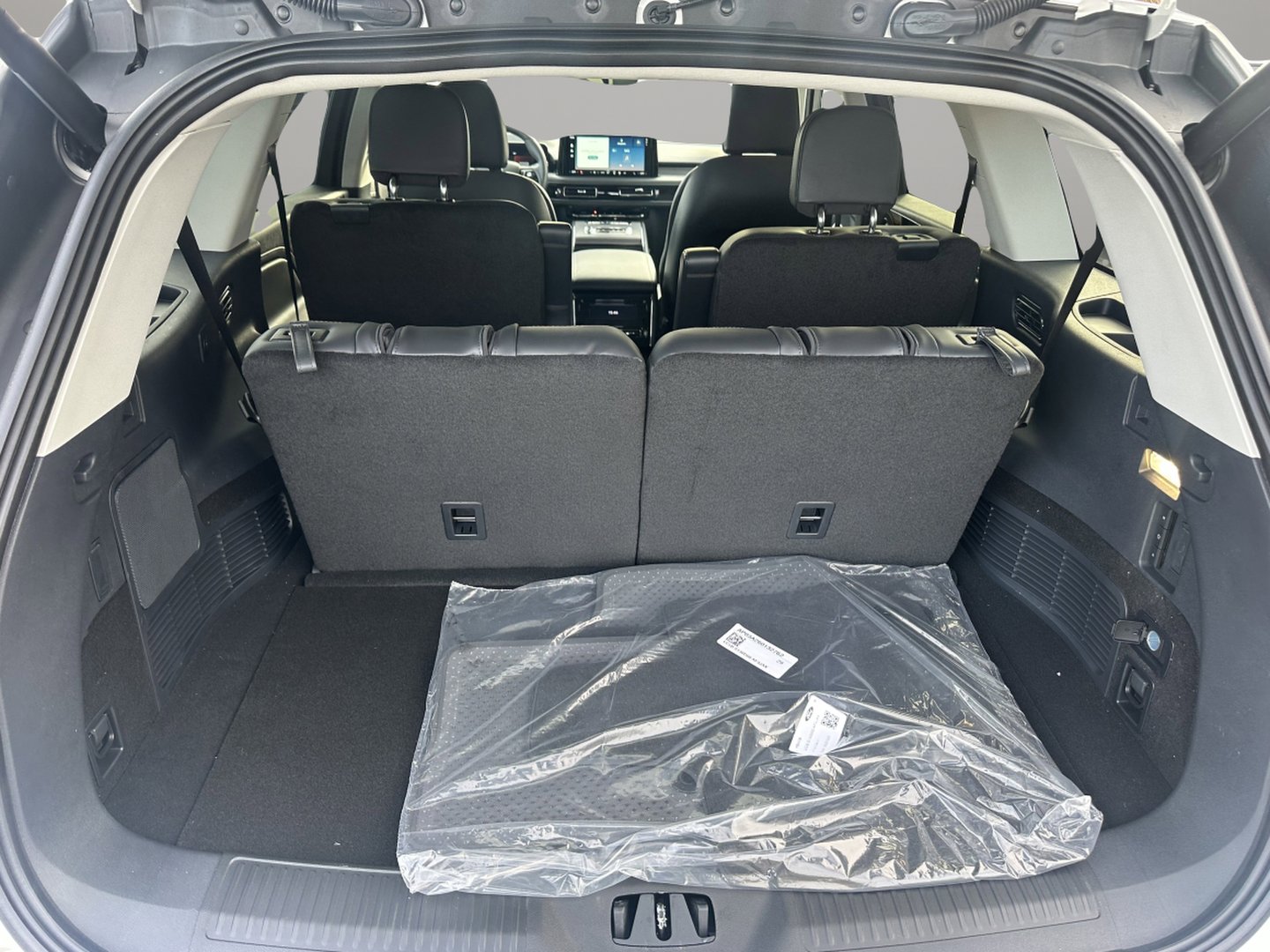 New 2026 Lincoln Aviator AWD image 7