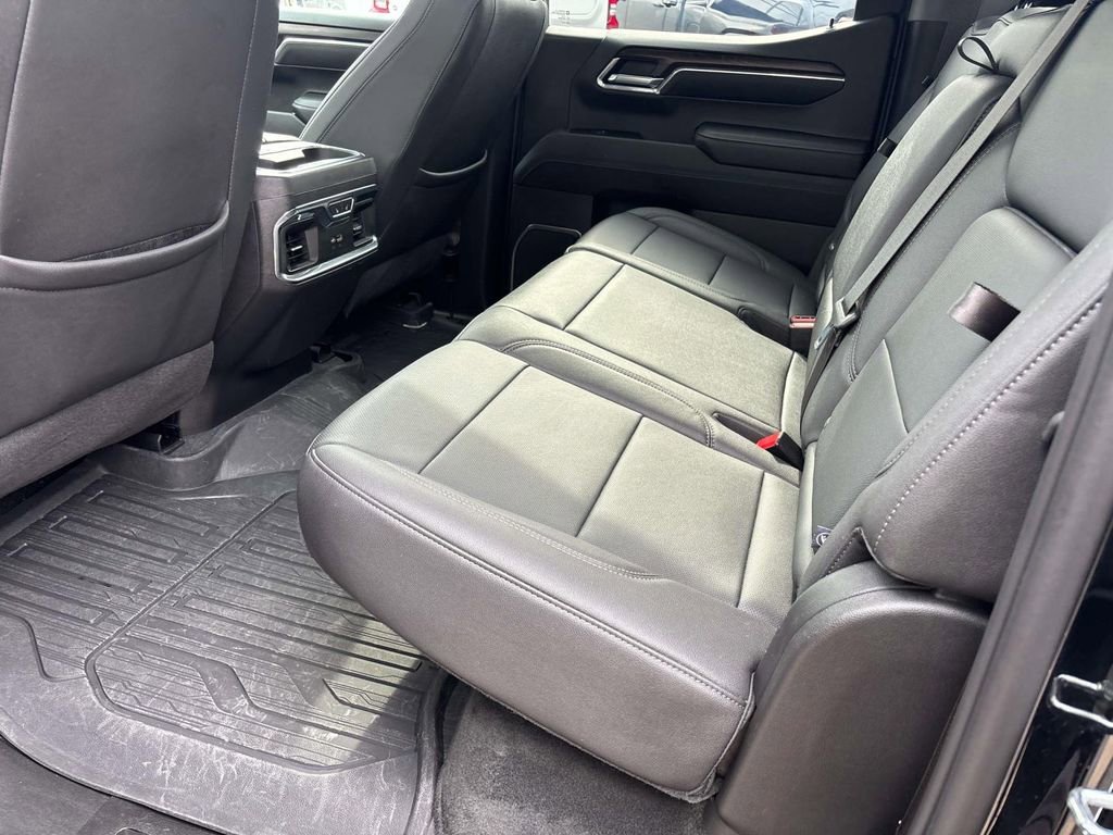 Certified 2023 GMC Sierra 1500 SLT w/ SLT Premium Package image 9