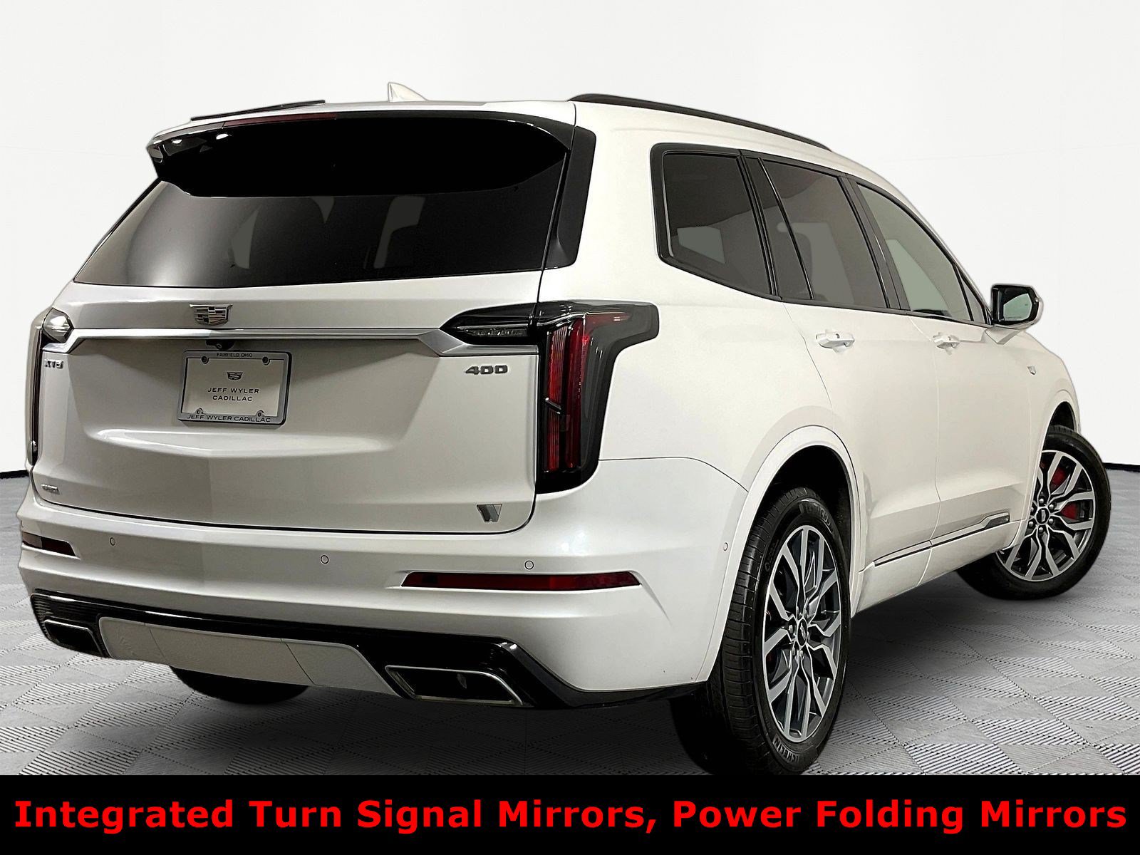 Used 2024 Cadillac XT6 Sport w/ LPO, Onyx Lite Package AWD/4WD image 6