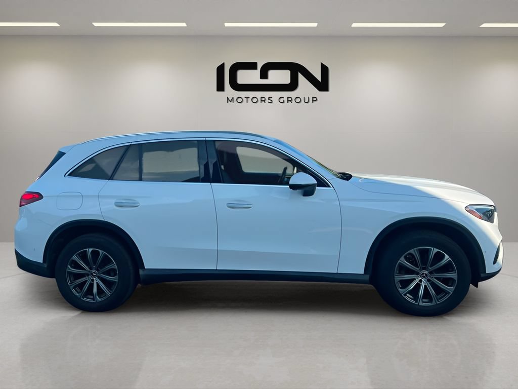 Used 2024 Mercedes-Benz GLC 300 4MATIC image 6