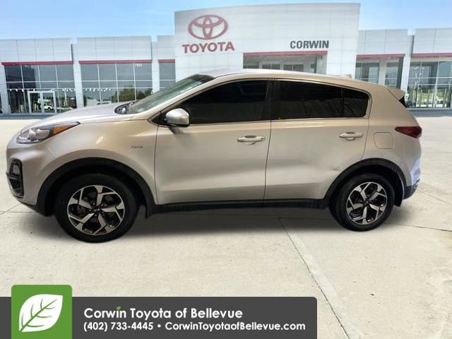 Used 2020 Kia Sportage LX image 2