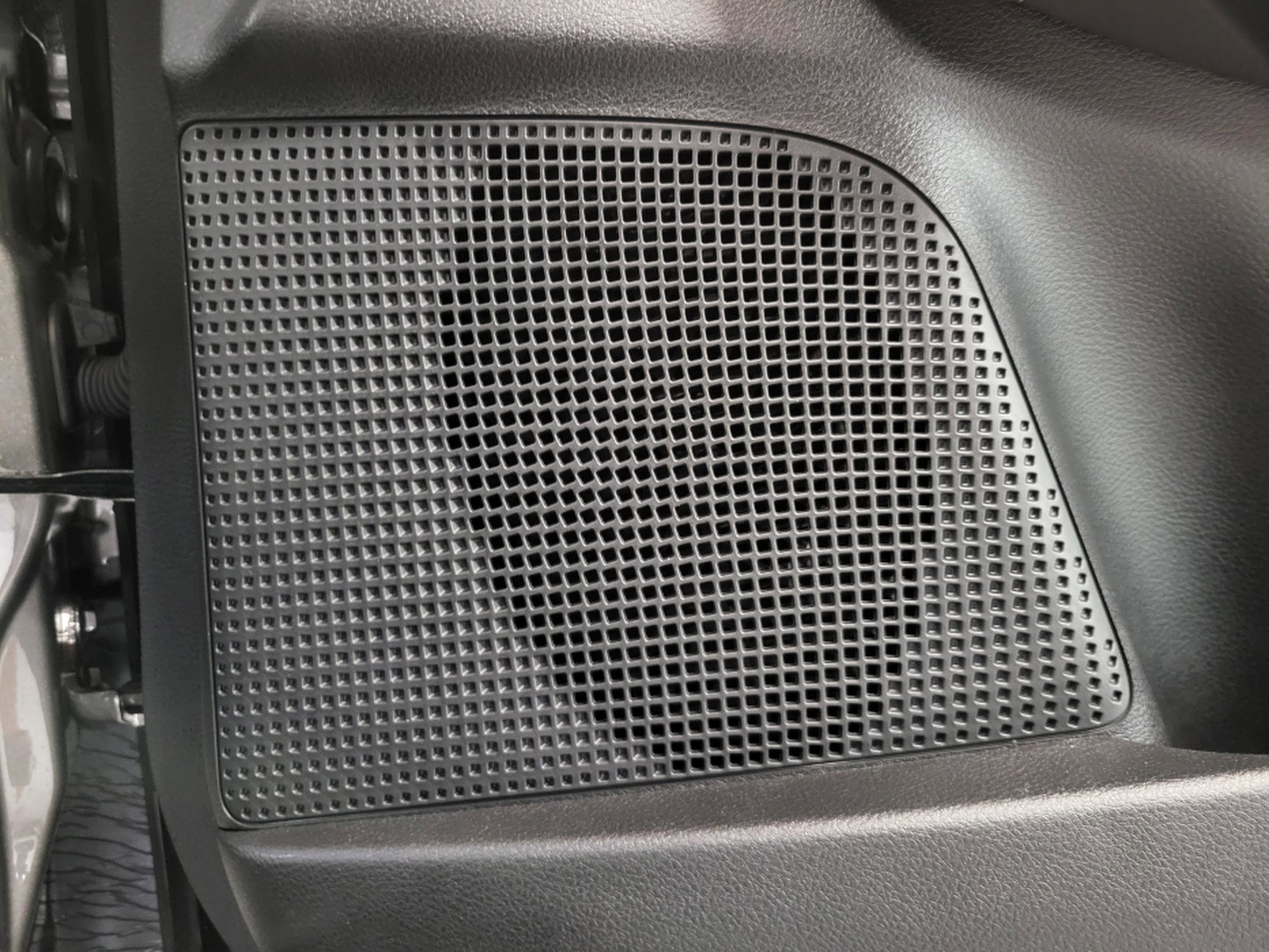 New 2025 Alfa Romeo Tonale w/ Premium Package image 31