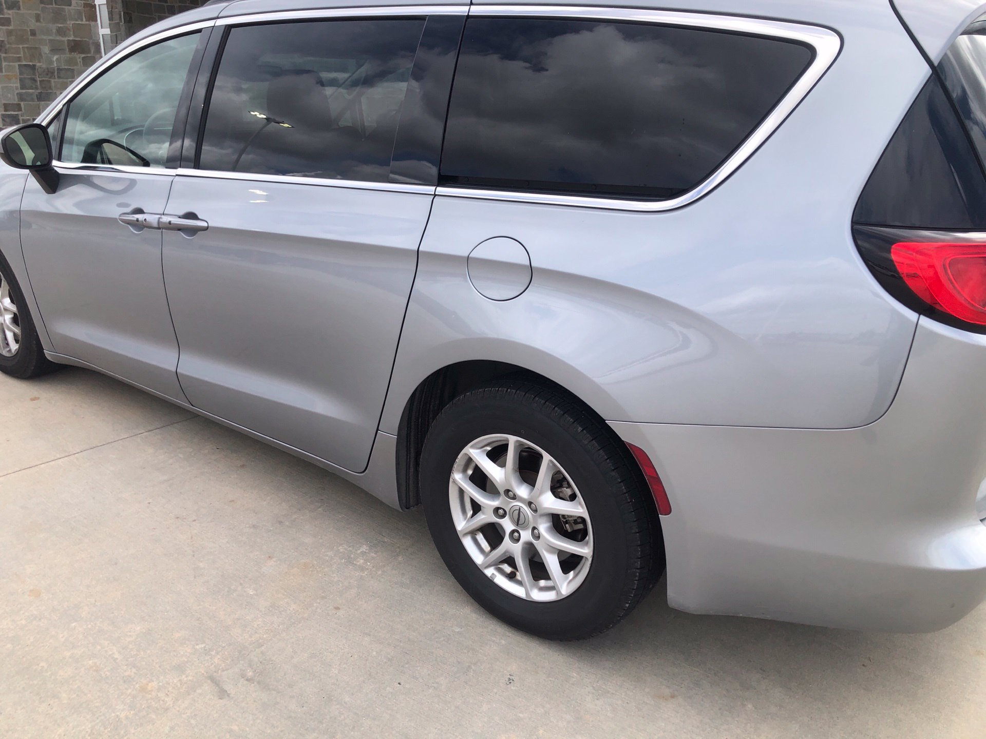 Used 2021 Chrysler Voyager Lxi FWD image 5