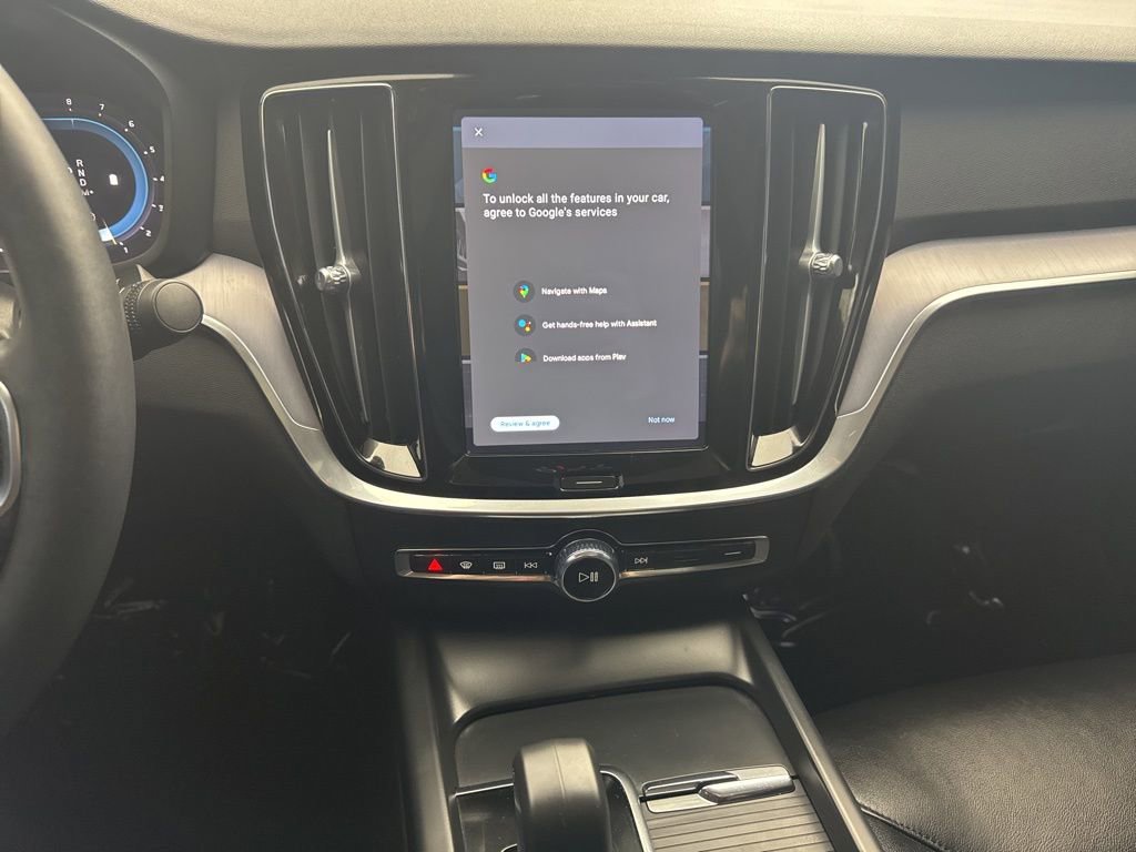 Used 2024 Volvo S60 B5 Core image 17