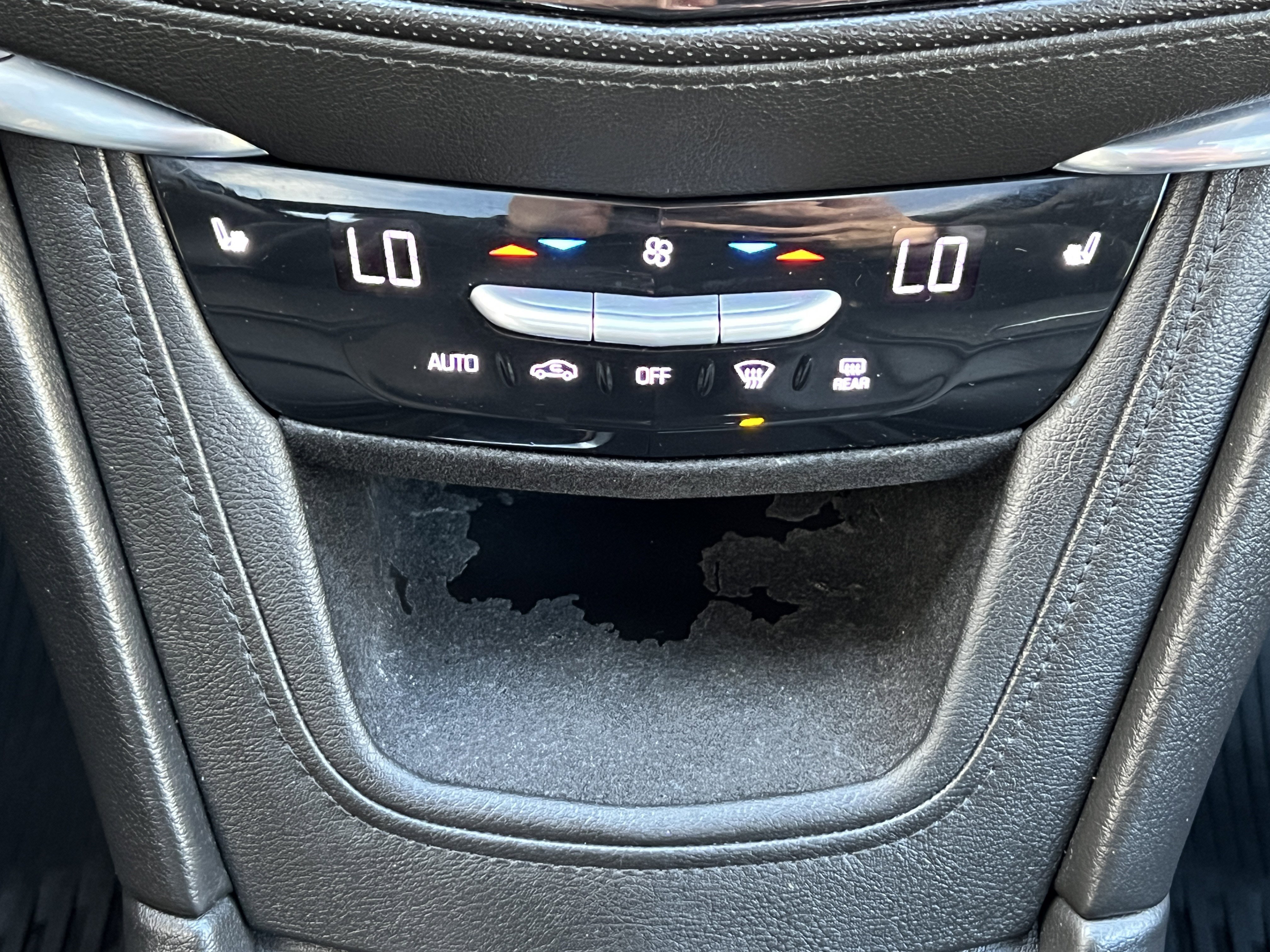 Used 2018 Cadillac XT5 Luxury w/ Driver Awareness Package FWD image 30