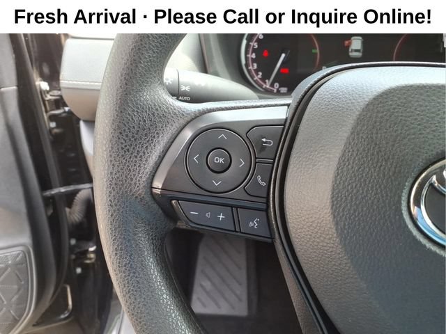 Used 2025 Toyota RAV4 XLE FWD image 16