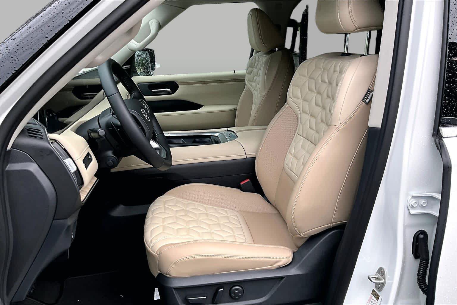New 2026 Nissan Armada Platinum AWD/4WD image 9