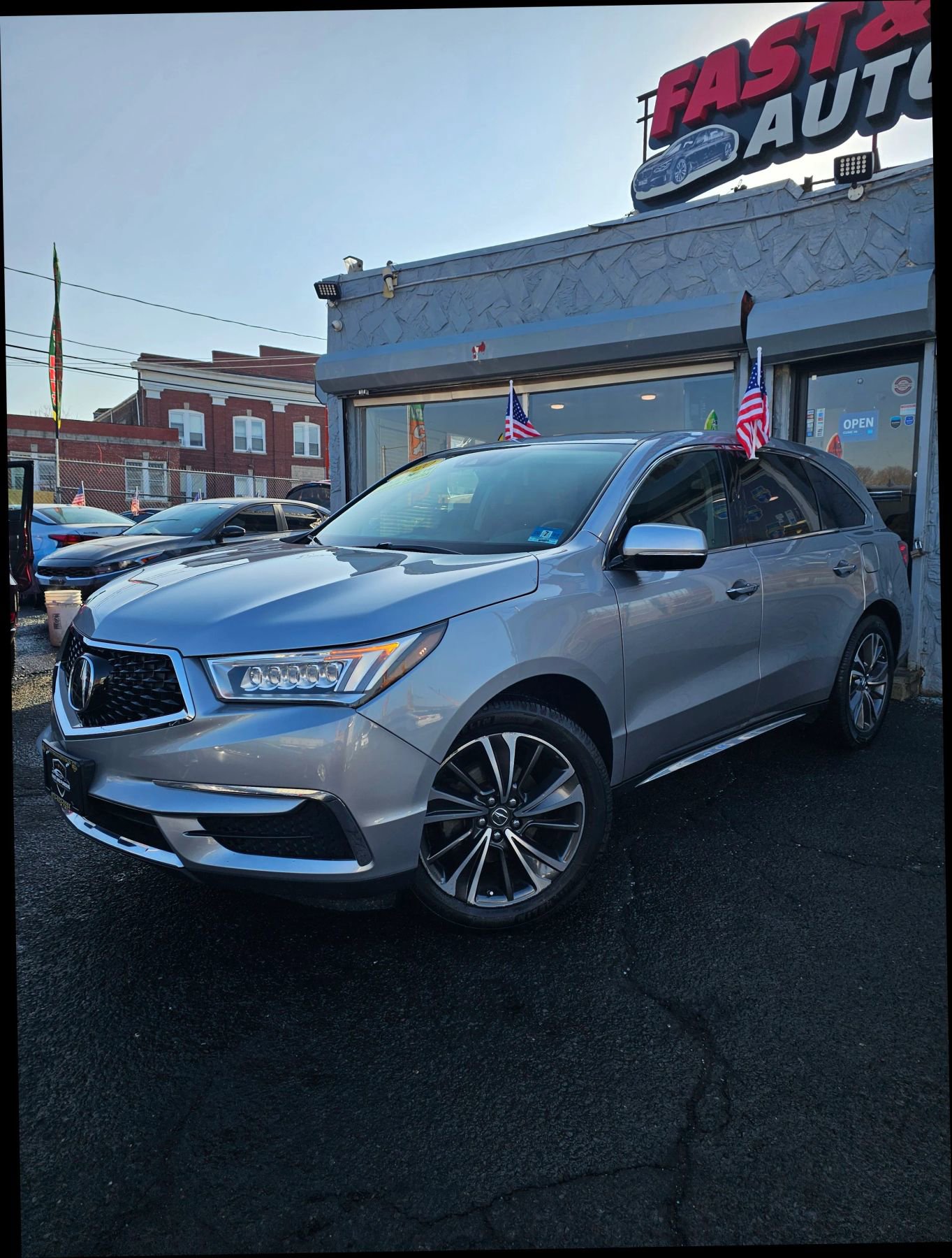 Used 2020 Acura MDX SH-AWD w/ Technology Package image 4
