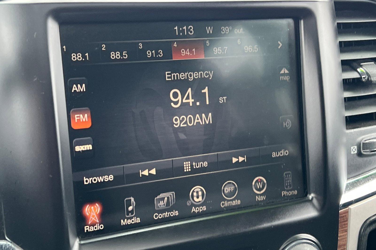 Used 2017 RAM 3500 Laramie image 24