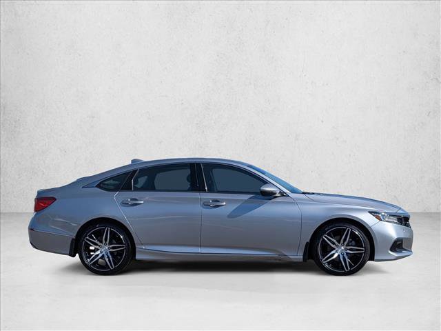 Used 2021 Honda Accord Touring image 4