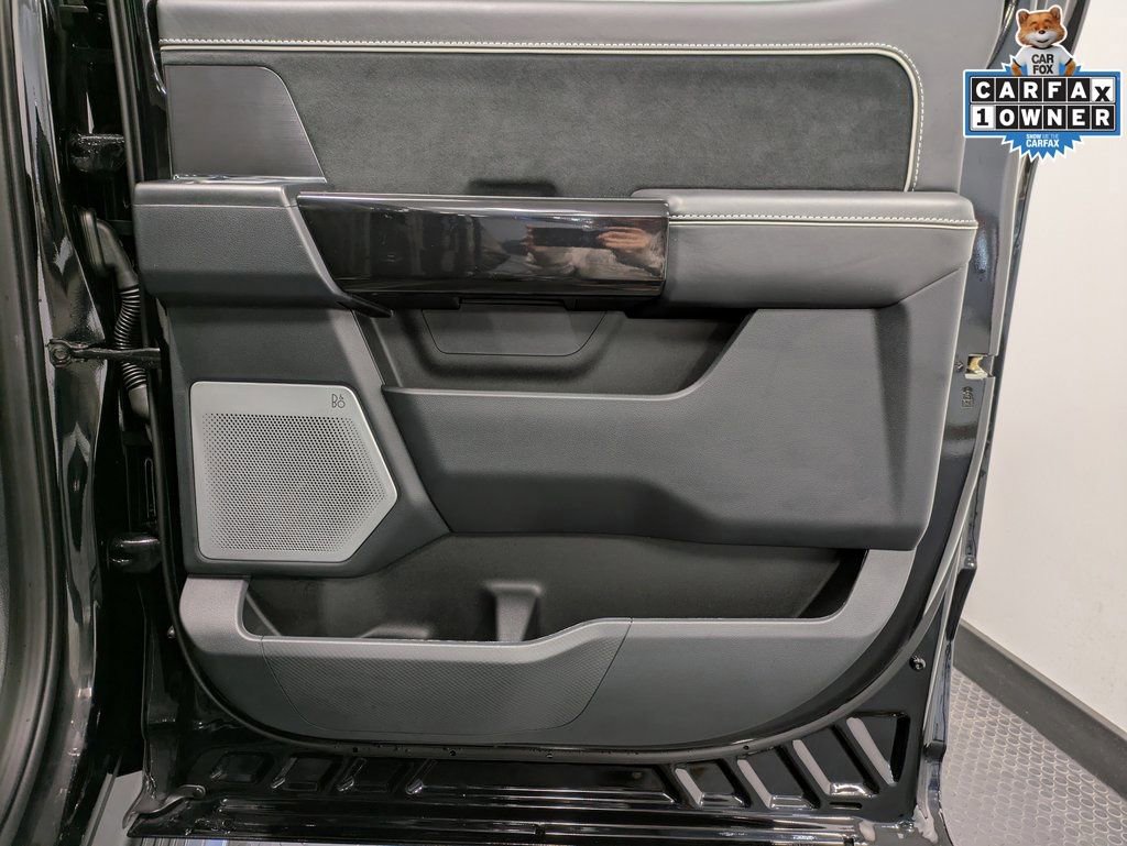 Used 2025 Ford F150 Lightning Platinum image 28