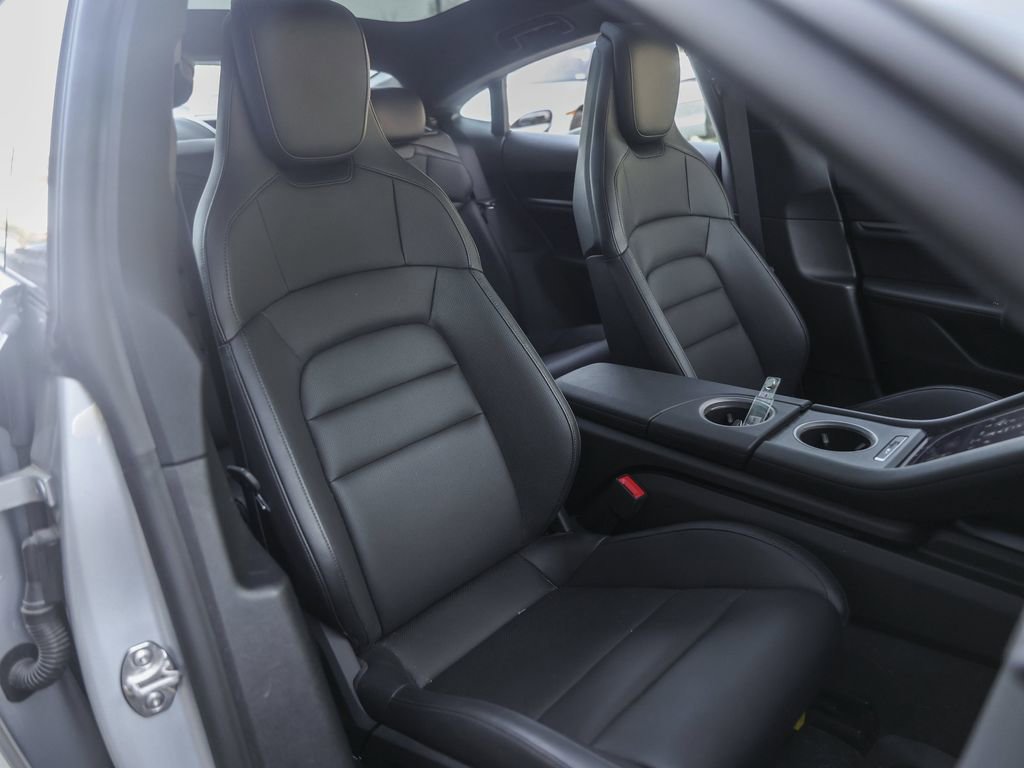 Certified 2025 Porsche Taycan image 38