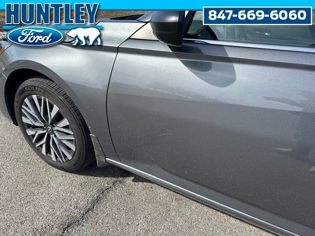 Used 2024 Nissan Altima 2.5 SV AWD/4WD image 7