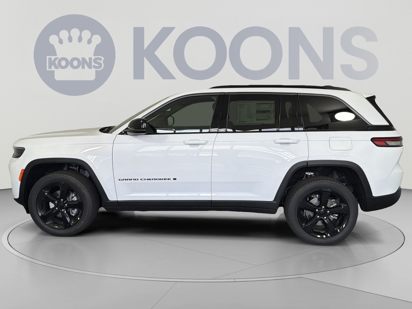 New 2026 Jeep Grand Cherokee Limited w/ Limited Altitude Package AWD/4WD image 2
