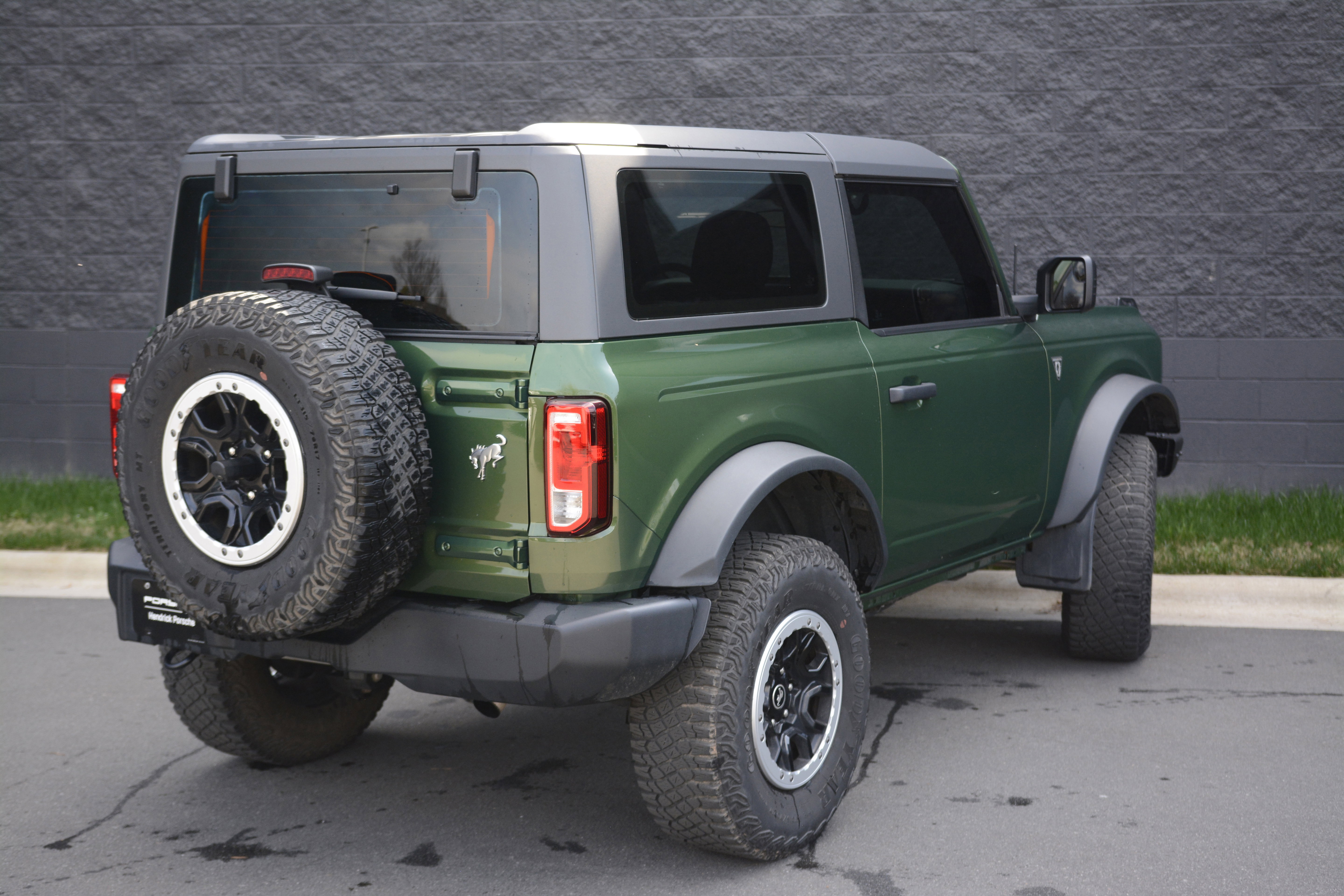 Used 2023 Ford Bronco 2-Door w/ Sasquatch Package image 7