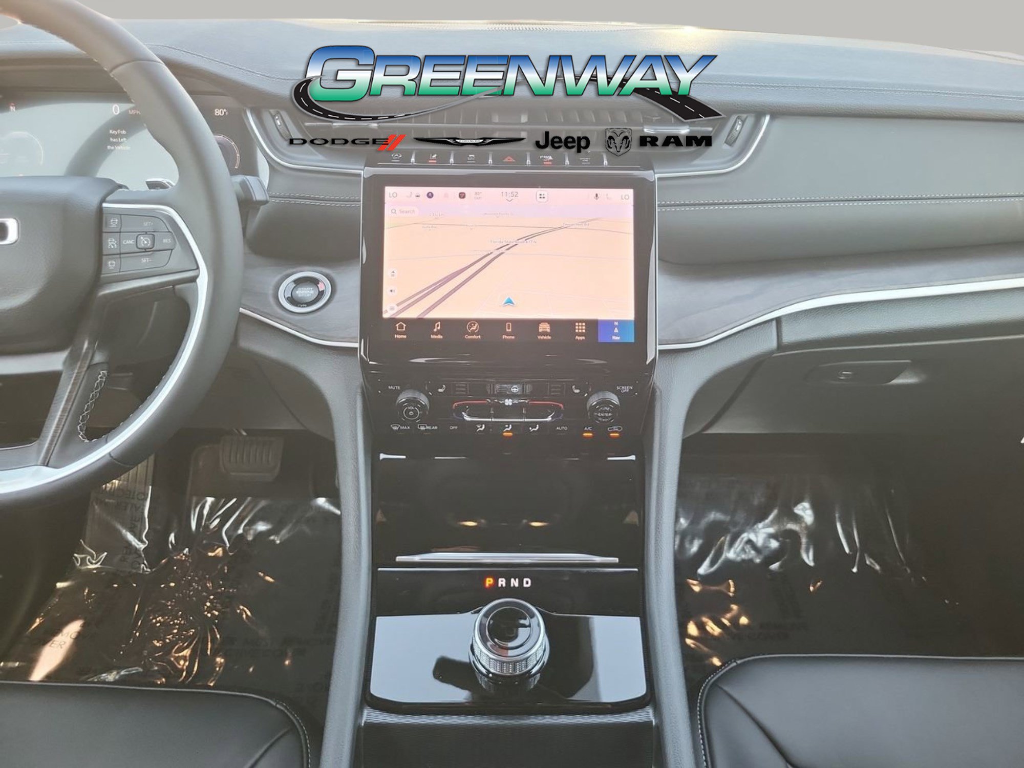 Used 2025 Jeep Grand Cherokee Limited RWD image 14