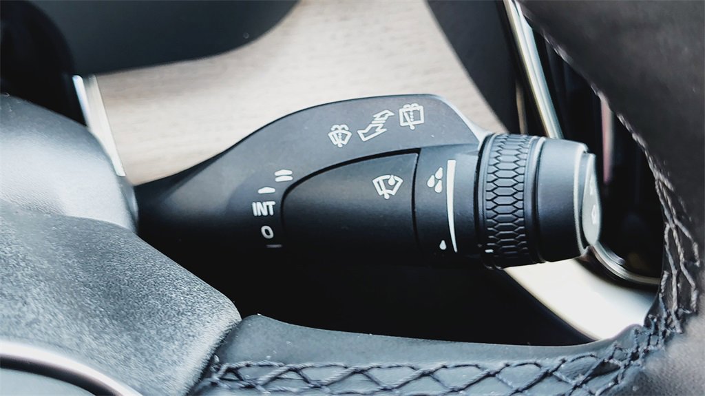 New 2026 Volvo XC90 B6 Plus w/ Protection Package Premier image 17