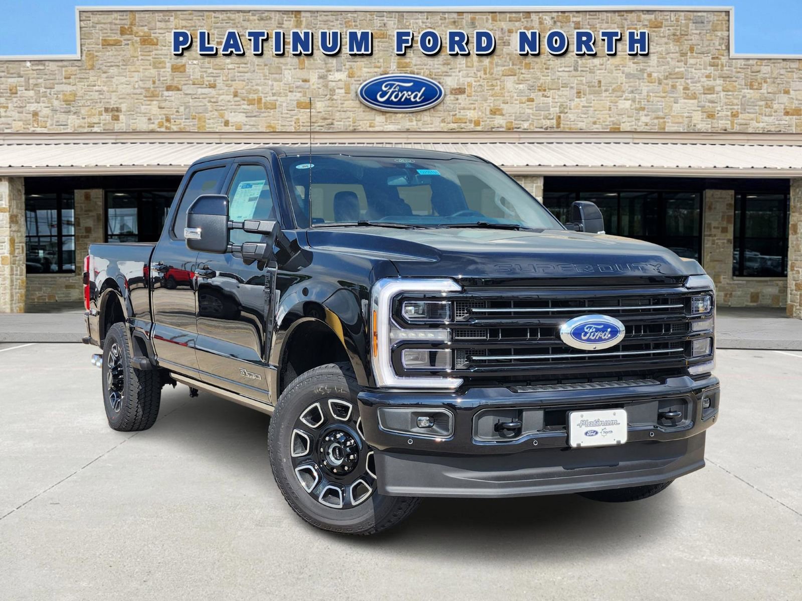 New 2025 Ford F250 Platinum w/ FX4 Off-Road Package