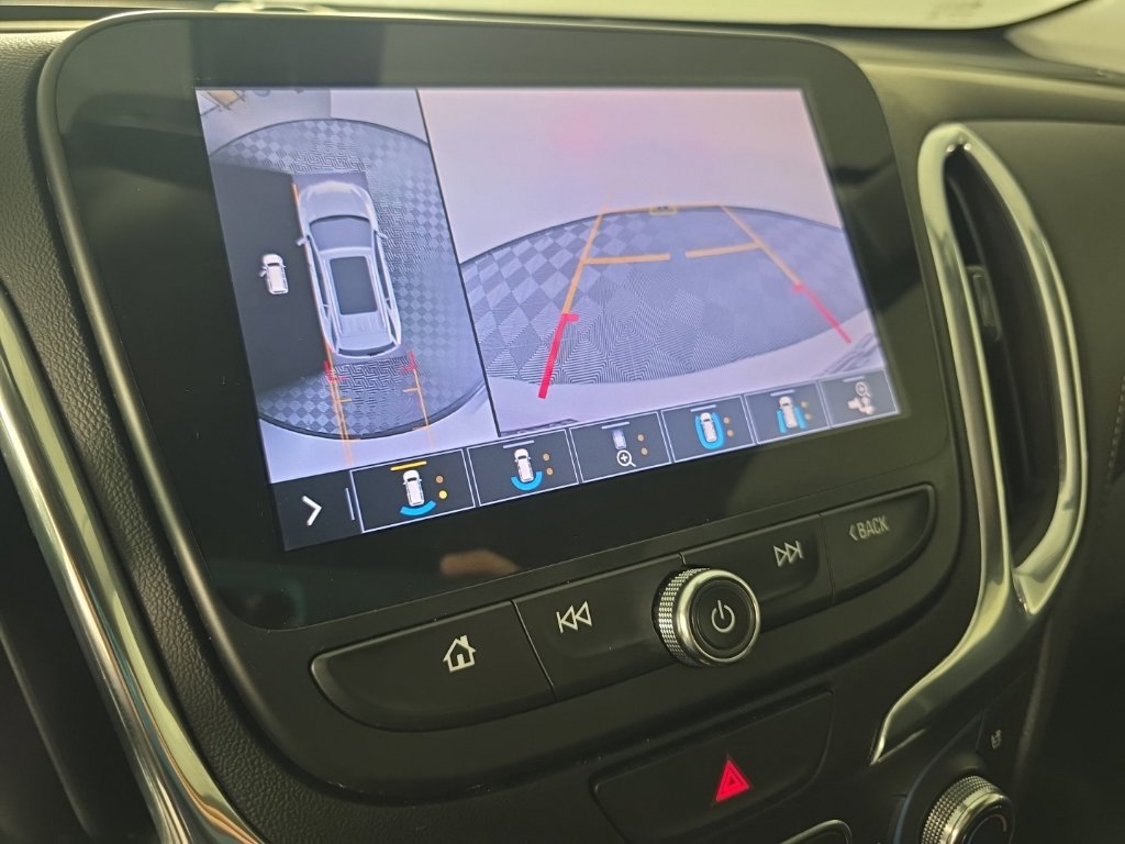 Used 2020 Chevrolet Equinox Premier FWD image 18
