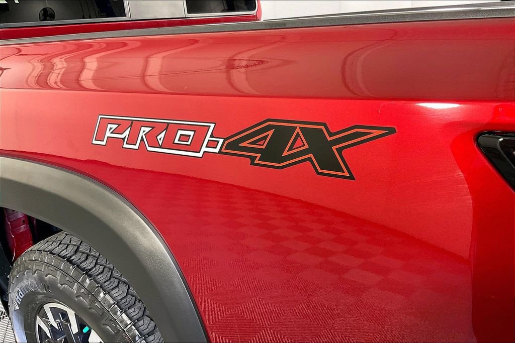 Used 2022 Nissan Frontier PRO-4X w/ Technology Package image 41