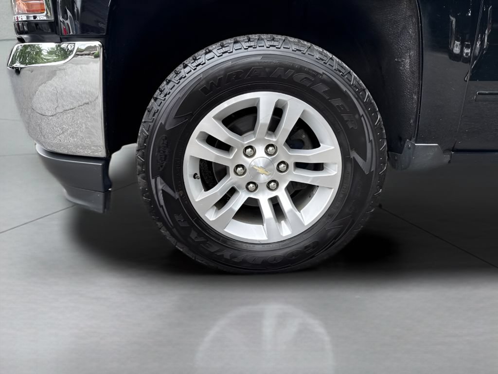 Used 2016 Chevrolet Silverado 1500 LT w/ All Star Edition AWD/4WD image 5