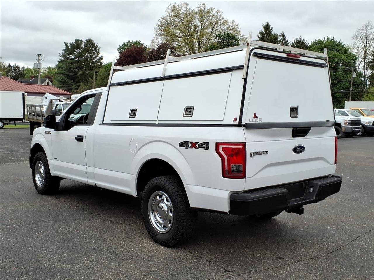 Used 2017 Ford F150 XL w/ Equipment Group 101A Mid AWD/4WD image 3