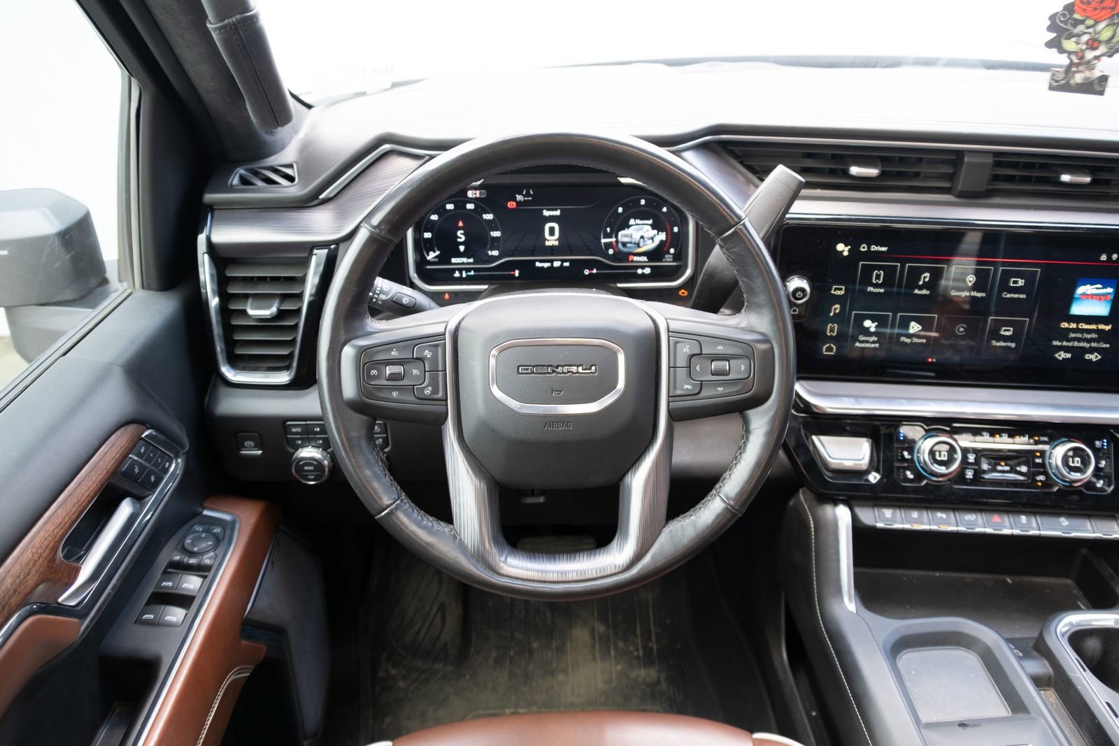 Used 2024 GMC Sierra 3500 Denali Ultimate AWD/4WD image 20