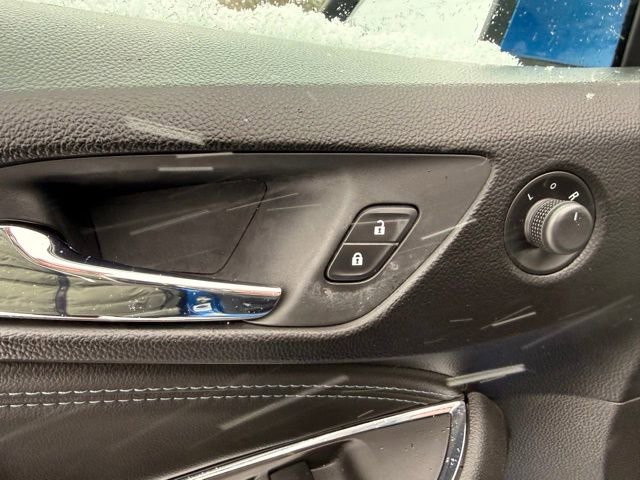 Used 2017 Chevrolet Cruze Premier w/ RS Package image 17