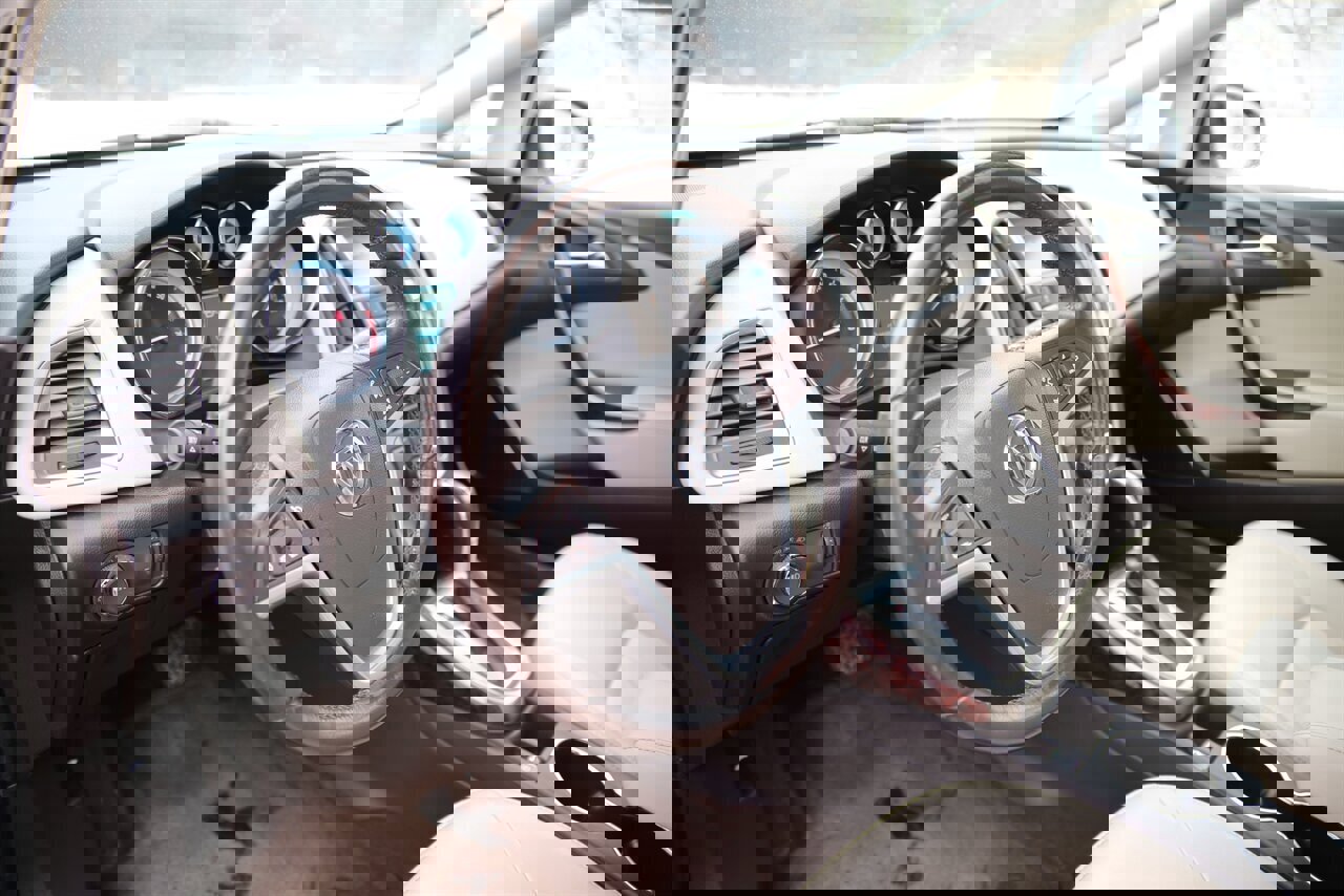 Used 2013 Buick Verano image 35