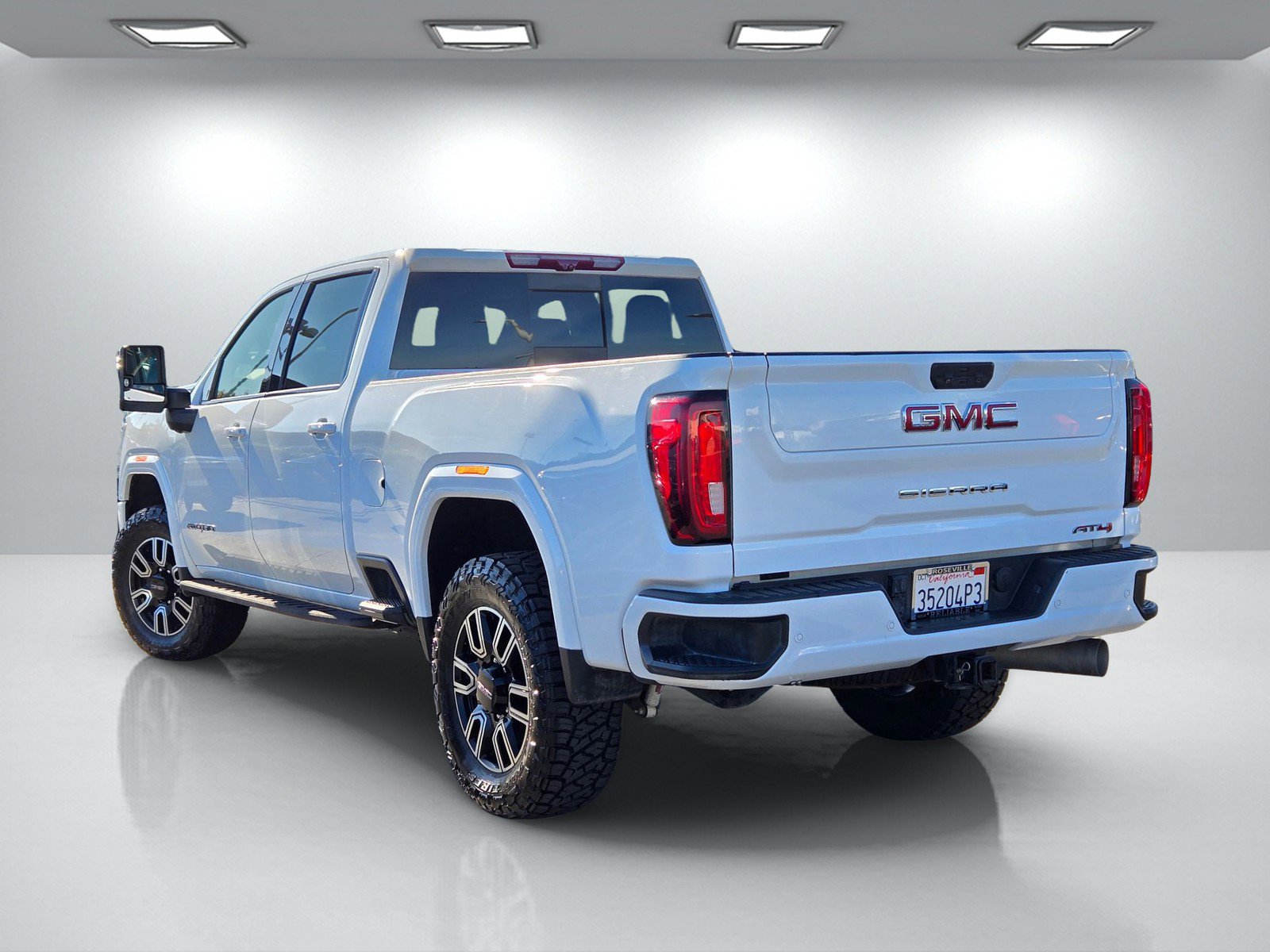 Used 2022 GMC Sierra 2500 AT4 w/ AT4 Premium Plus Package image 6