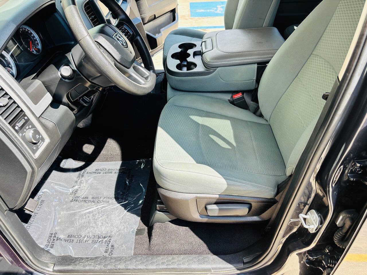 Used 2015 RAM 1500 Express image 17