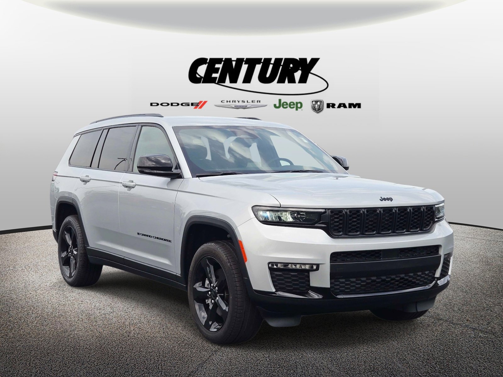 Used 2024 Jeep Grand Cherokee L Limited w/ Black Appearance Package image 1